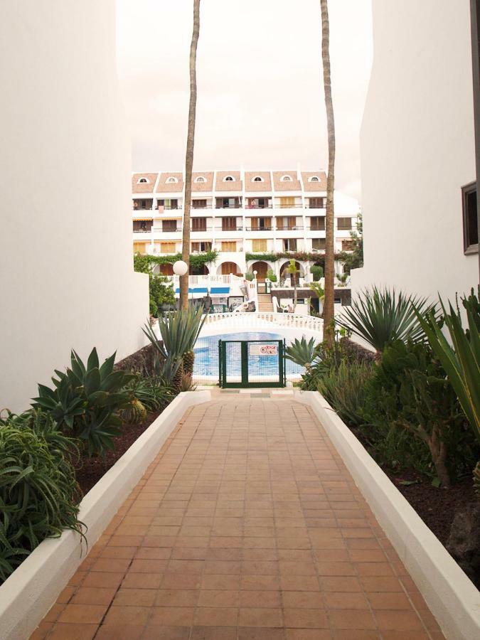 2 Min Walk To Beach - Private Solarium Bungalow Costa Adeje  Luaran gambar